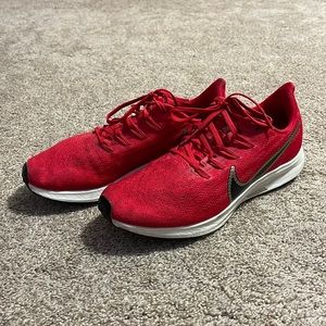 Nike Women’s Air Zoom tennis shoes